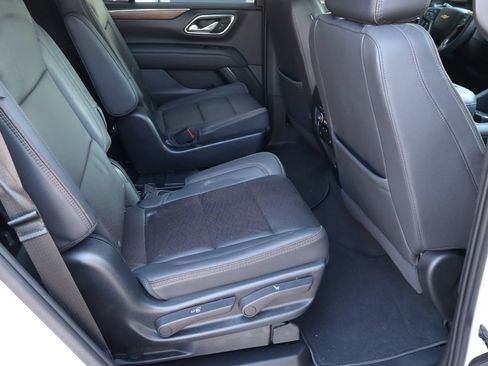 Used 2023 Chevrolet Tahoe High Country w/ LPO, Illumination Package RWD image 19
