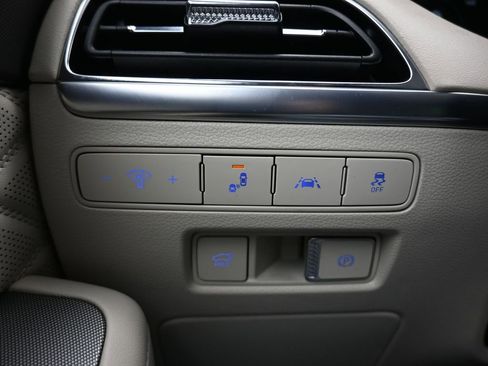 Used 2020 Hyundai Palisade Limited image 33