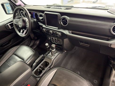 Used 2023 Jeep Wrangler Sahara AWD/4WD image 25