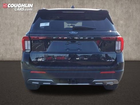 New 2026 Ford Explorer Active w/ Active Comfort Package image 7