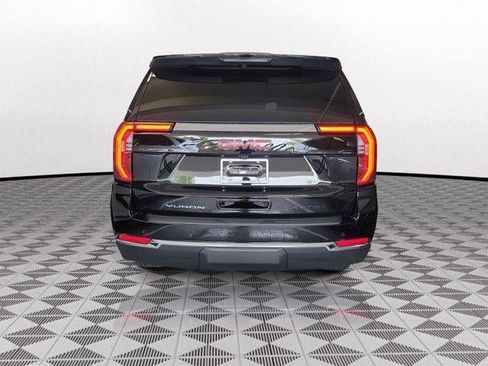 Used 2025 GMC Yukon Elevation RWD image 5