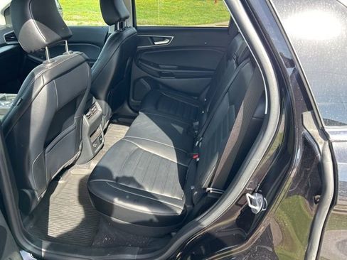 Used 2022 Ford Edge SEL w/ Convenience Package image 9