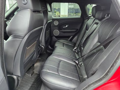 Used 2017 Land Rover Range Rover Evoque SE image 39