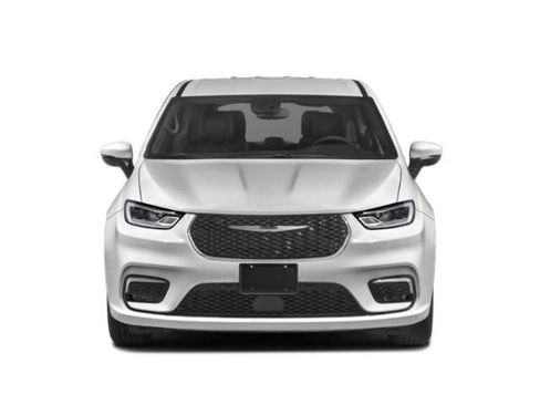 Used 2024 Chrysler Pacifica Touring-L FWD image 8