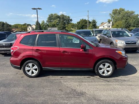 Used 2016 Subaru Forester 2.5i Limited AWD/4WD image 2