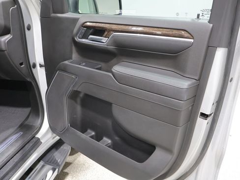 Used 2022 GMC Sierra 1500 SLE w/ LPO, GMC Protection Package AWD/4WD image 23