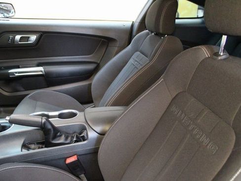 Used 2022 Ford Mustang Coupe image 14