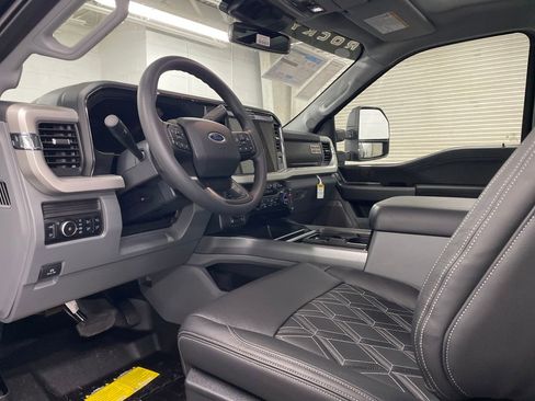 New 2026 Ford F250 XLT w/ XLT Premium Package AWD/4WD image 6