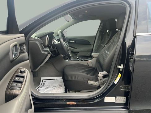 Used 2015 Chevrolet Malibu LT FWD image 18