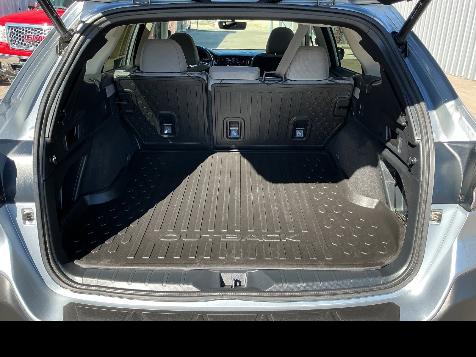 Used 2020 Subaru Outback Premium AWD/4WD image 24