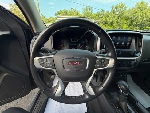 Used 2022 GMC Canyon Elevation w/ Elevation Premium Package AWD/4WD image 23
