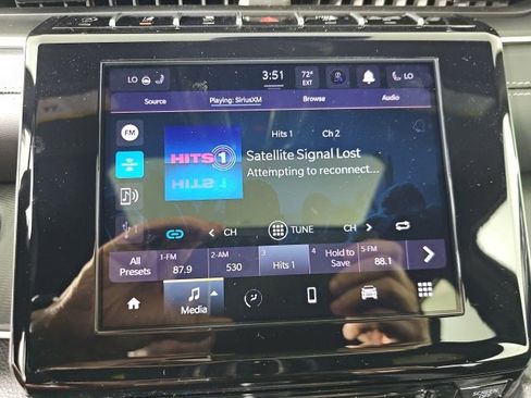 New 2025 Jeep Grand Cherokee Laredo X w/ Luxury Tech Group I image 21