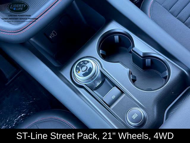 Used 2027 Ford Explorer ST-Line w/ Premium Package AWD/4WD image 23
