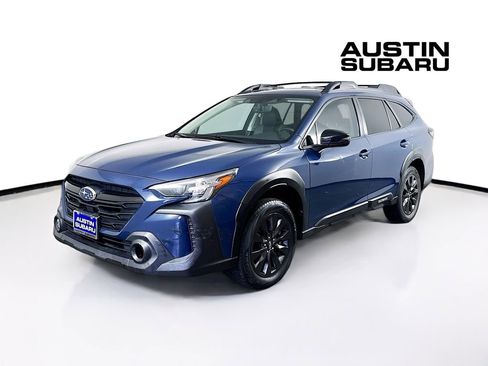 Used 2023 Subaru Outback Onyx Edition image 3