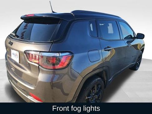 Used 2024 Jeep Compass Latitude w/ Convenience Group image 14