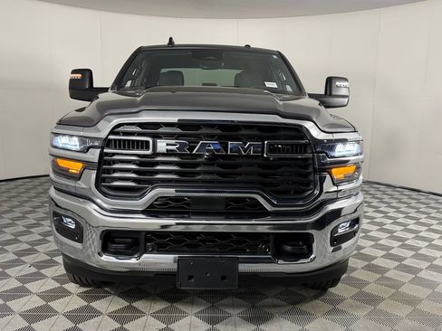 Used 2025 RAM 2500 Big Horn AWD/4WD image 5