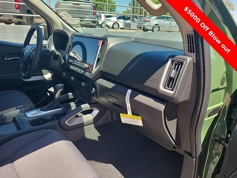 New 2025 Nissan Frontier SV w/ SV Convenience Package AWD/4WD image 38