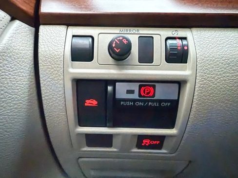 Used 2013 Subaru Outback 2.5i Limited image 11