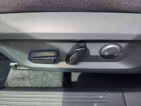 New 2026 Nissan Rogue SV image 12