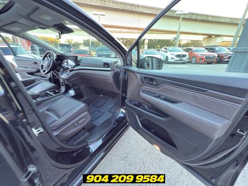 Used 2019 Honda Odyssey Touring image 37
