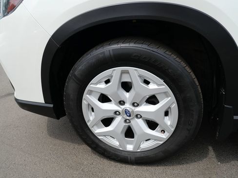 Used 2020 Subaru Forester w/ Alloy Wheel Package AWD/4WD image 36