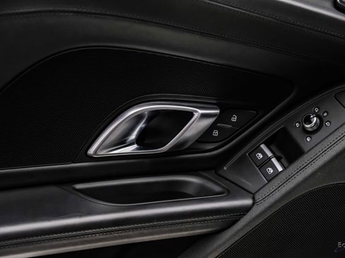 Used 2018 Audi R8 V10 RWD image 91