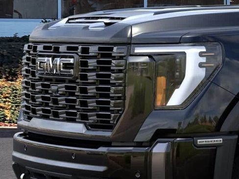 New 2026 GMC Sierra 2500 Denali Ultimate w/ Max Trailering Package AWD/4WD image 13