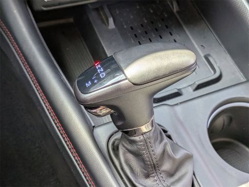 Used 2025 Dodge Durango GT image 23