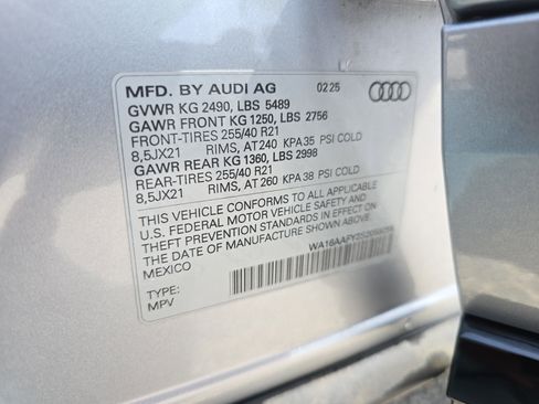 Certified 2025 Audi Q5 Prestige w/ Prestige Package AWD/4WD image 33