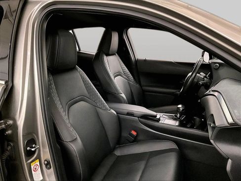 Used 2019 Lexus UX 250h w/ Premium Package AWD/4WD image 7
