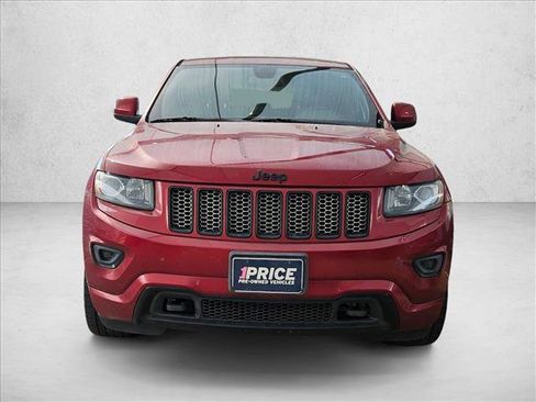Used 2015 Jeep Grand Cherokee Altitude image 2