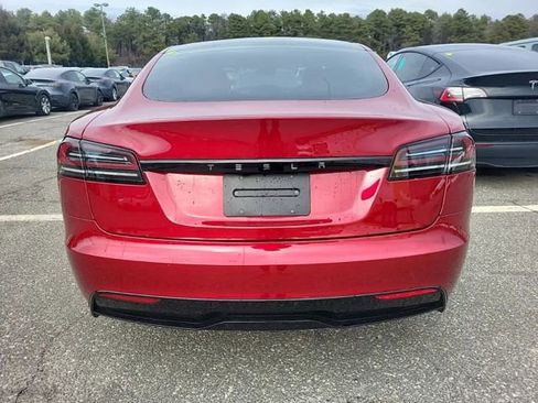 Used 2024 Tesla Model S image 2
