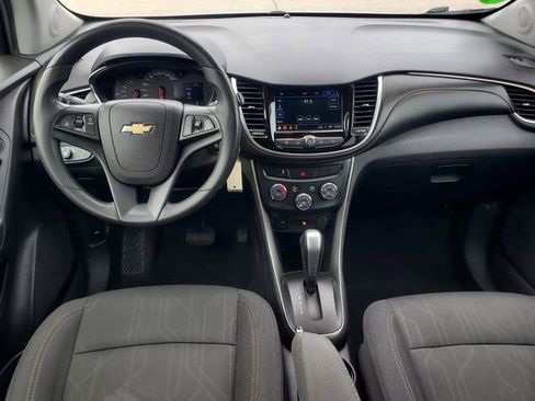 Used 2018 Chevrolet Trax LT FWD image 21