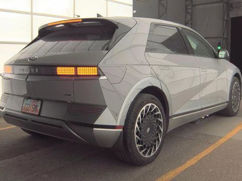 Used 2024 Hyundai Ioniq 5 Limited image 3