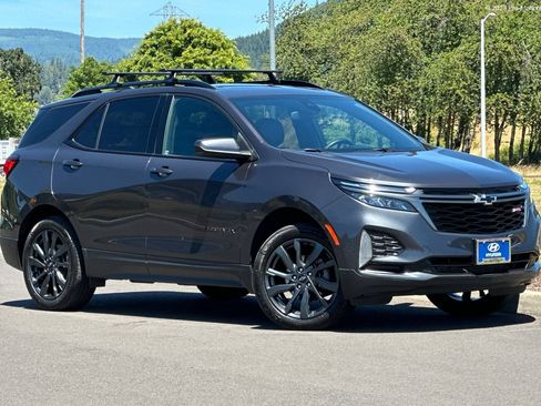 Used 2023 Chevrolet Equinox RS AWD/4WD image 1