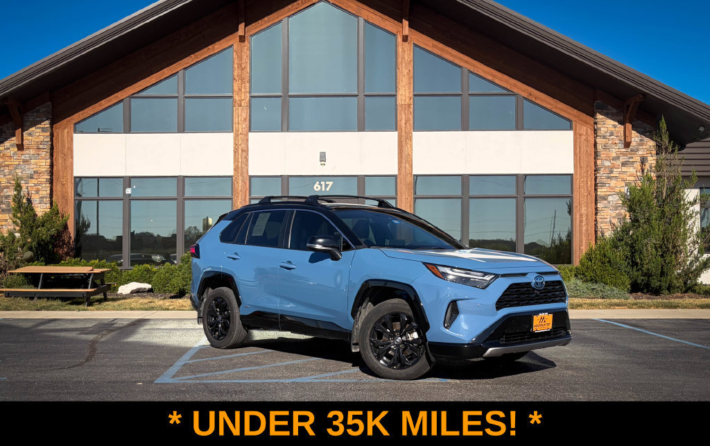 Used 2022 Toyota RAV4 XSE AWD/4WD image 1
