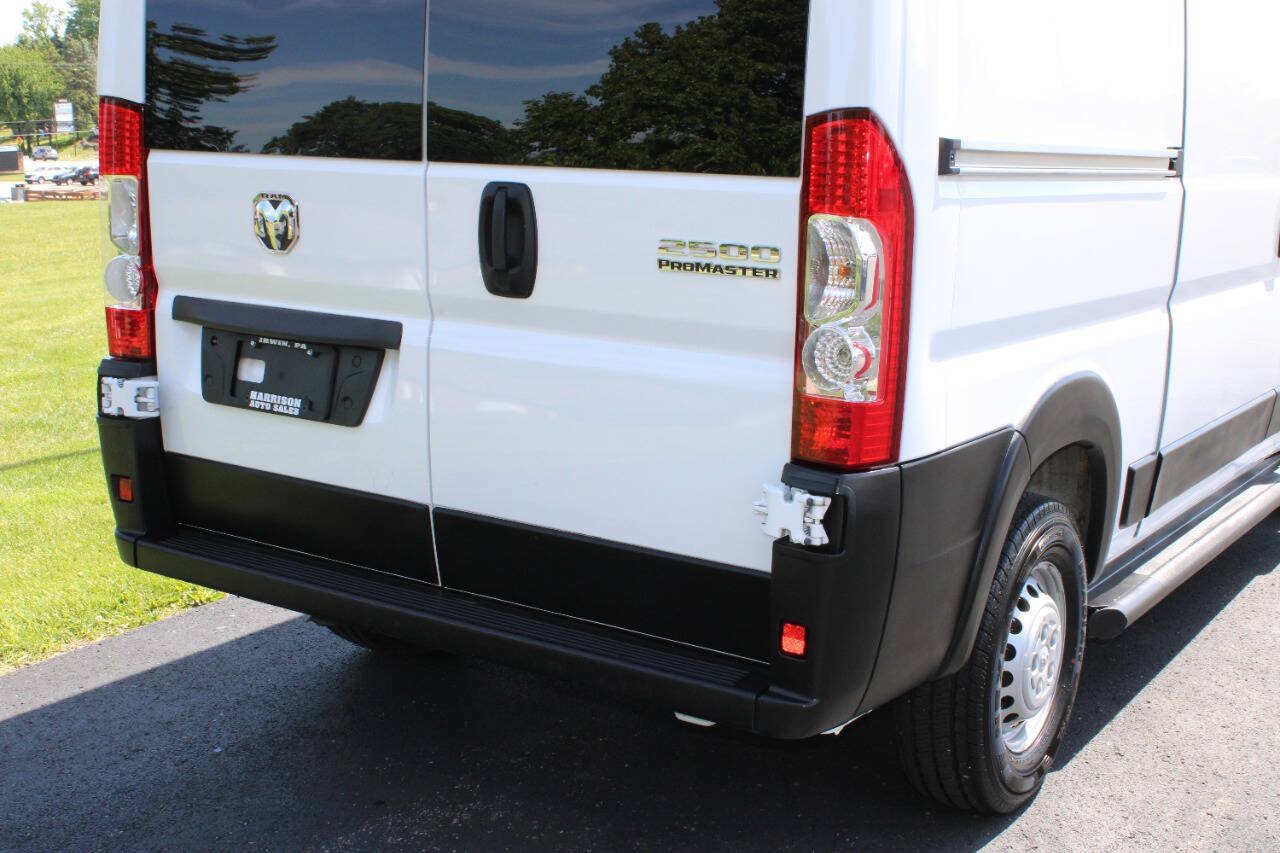 Used 2025 RAM ProMaster 2500 FWD image 4