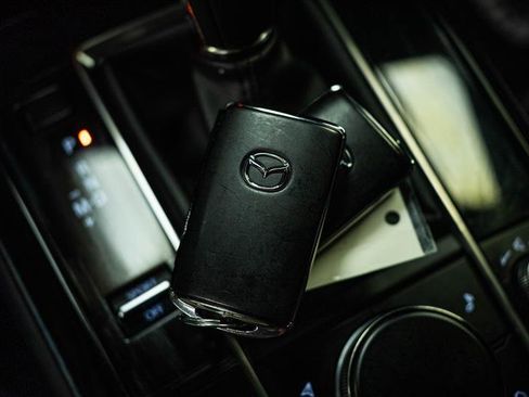 Used 2024 MAZDA CX-30 AWD 2.5 S w/ Preferred Package image 24