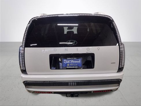 New 2026 Hyundai Ioniq 9 SE image 11
