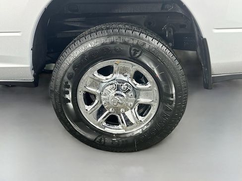 New 2026 RAM 2500 Tradesman w/ Chrome Appearance Group RWD image 17