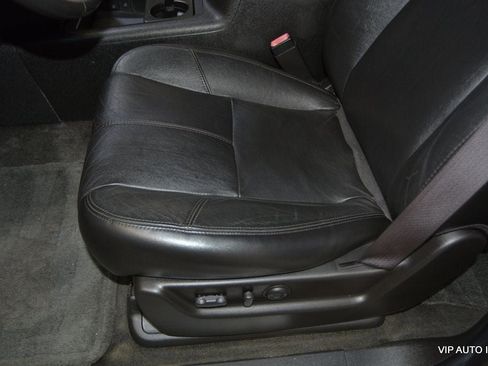 Used 2007 Chevrolet Avalanche LT w/ LT Preferred Equipment Group image 16