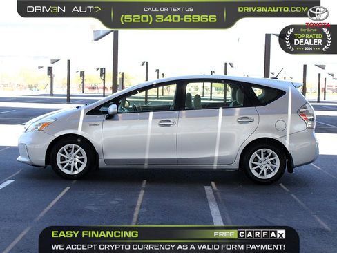 Used 2012 Toyota Prius V Three image 4