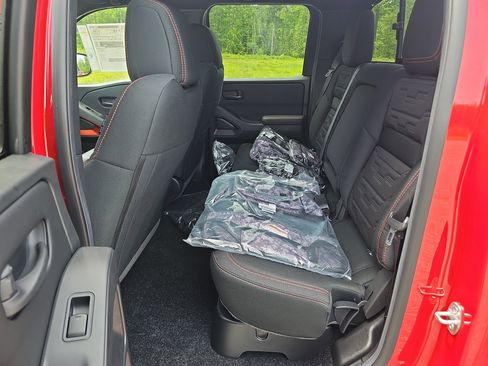 New 2026 Nissan Frontier PRO-4X w/ Tow Package AWD/4WD image 26