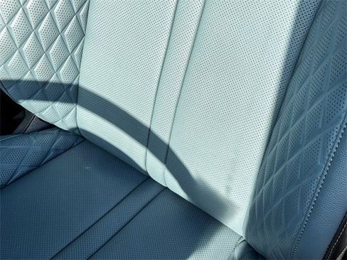 Certified 2025 Kia Sorento SX Prestige image 25