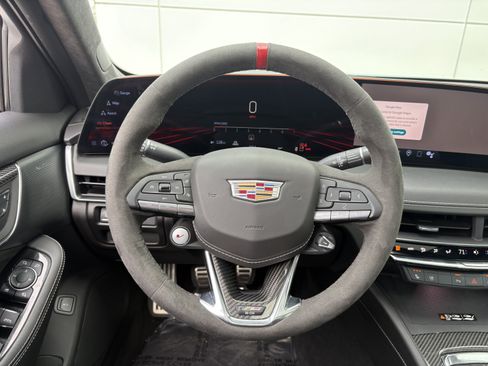 Certified 2025 Cadillac CT5 V Blackwing w/ Precision Package RWD image 15
