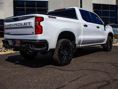 Used 2022 Chevrolet Silverado 1500 LT Trail Boss w/ Safety Package AWD/4WD image 6