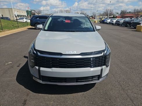 New 2026 Kia Sportage EX FWD image 2