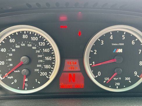 Used 2006 BMW M6 Coupe RWD image 19