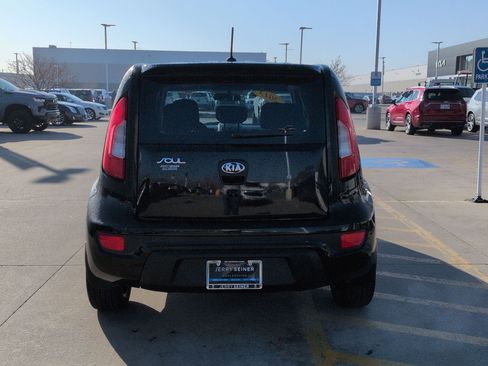 Used 2013 Kia Soul + w/ Audio Pkg image 4
