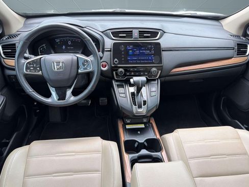 Used 2022 Honda CR-V Touring image 4